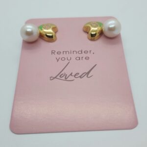 White freshwater pearl dangle earring