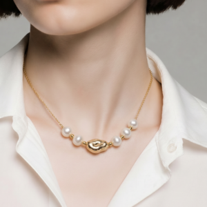 smiley necklace w/ five freshwater pearl